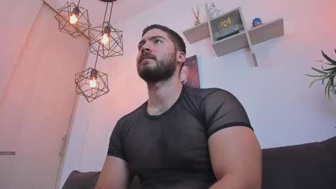 Instagram jeanpaulfit  online show from 02-16-26, 03:19