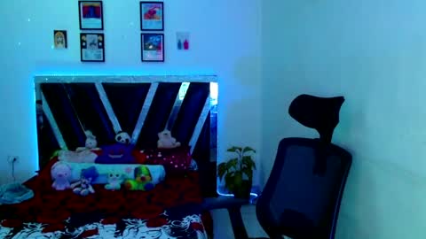 Sebas online show from 05-17-26, 12:41