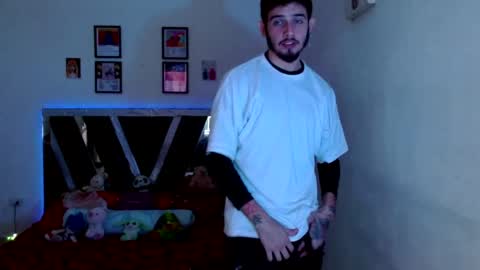 Sebas online show from 05-17-26, 08:16