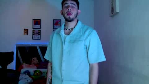 Sebas online show from 05-23-26, 02:06
