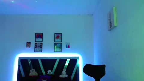 Sebas online show from 06-11-26, 02:53