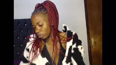 sebatrishaa online show from 11-27-25, 06:32