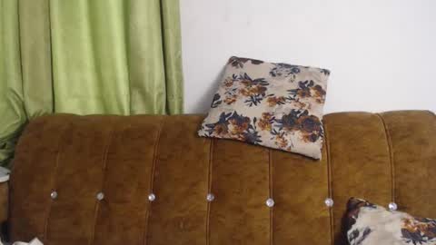 sebatrishaa online show from 05-13-26, 07:28