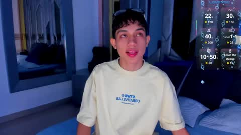 Snapshot of sebax_00 chatting on 05-01-26, 08:02 Sebastian online show from 05-01-26, 08:02