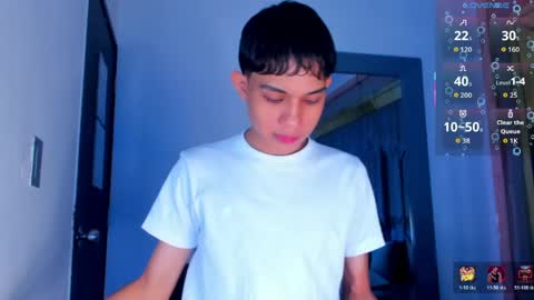Snapshot of sebax_00 chatting on 05-10-26, 08:47 Sebastian online show from 05-10-26, 08:47