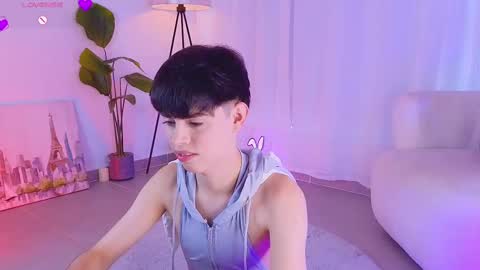 Snapshot of sebbyross chatting on 09-14-25, 07:13 sebby online show from 09-14-25, 07:13