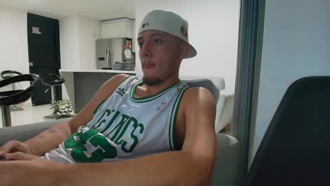 ryan miller online show from 01-06-25, 09:19