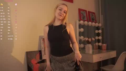 Snapshot of sebrinarainha chatting on 10-17-25, 07:27 Rina online show from 10-17-25, 07:27