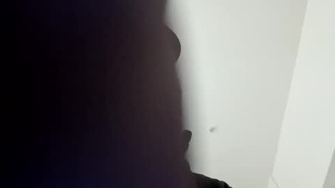 Snapshot of sebtin1979 chatting on 03-08-26, 02:15 sebtin1979 online show from 03-08-26, 02:15