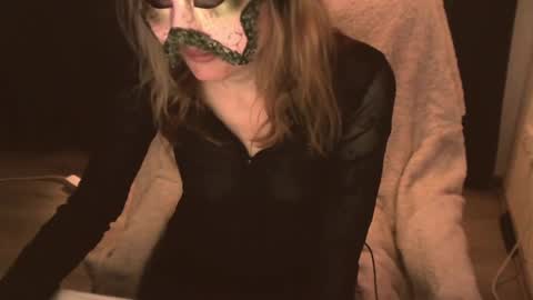 Anni online show from 04-16-26, 09:39