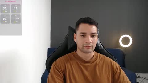 Snapshot of secretboy5000 chatting on 02-07-25, 04:35 Jex online show from 02-07-25, 04:35