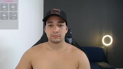 Snapshot of secretboy5000 chatting on 02-17-25, 01:32 Jex online show from 02-17-25, 01:32