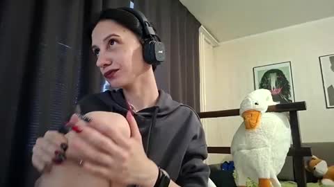 Snapshot of secrettt_poison chatting on 05-30-26, 02:25 secrettt_poison online show from 05-30-26, 02:25