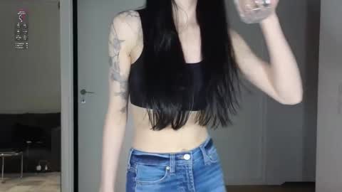 Sara online show from 03-10-26, 08:58