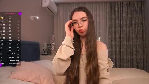 Mia online show from 02-15-26, 03:42