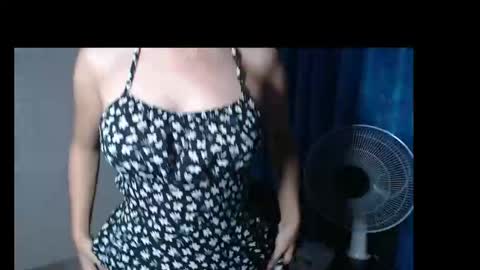 Snapshot of seductive_chailyn chatting on 01-10-25, 11:43 just call me baby online show from 01-10-25, 11:43