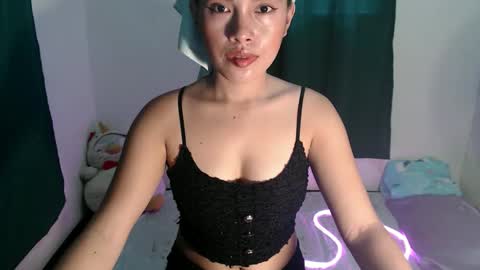 Snapshot of seductive_chailyn chatting on 10-20-25, 05:30 just call me baby online show from 10-20-25, 05:30