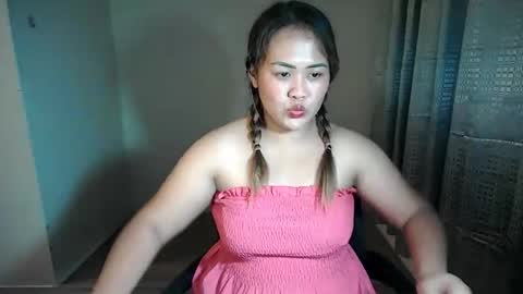 Snapshot of seductive_elvz chatting on 09-25-25, 04:32 seductive_elvz online show from 09-25-25, 04:32