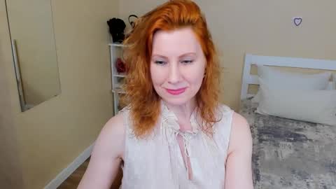 seductive_foxy_ online show from 03-15-26, 12:22