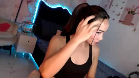 Vanessa online show from 11-11-25, 06:30