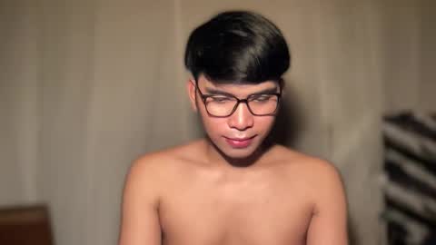 Snapshot of seductive_william chatting on 05-05-26, 11:07 William online show from 05-05-26, 11:07