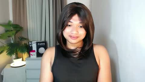 Deluxe online show from 12-22-25, 08:33