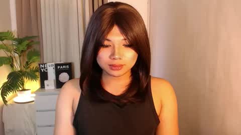 Snapshot of seductivedeluxe69 chatting on 02-07-26, 05:00 Deluxe online show from 02-07-26, 05:00