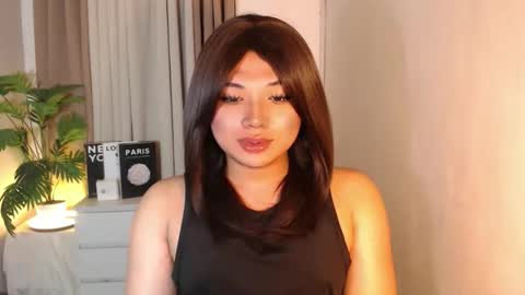 Snapshot of seductivedeluxe69 chatting on 02-08-26, 08:34 Deluxe online show from 02-08-26, 08:34