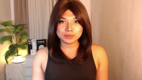 Snapshot of seductivedeluxe69 chatting on 02-10-26, 06:39 Deluxe online show from 02-10-26, 06:39