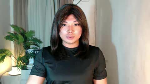 Snapshot of seductivedeluxe69 chatting on 02-28-26, 08:59 Deluxe online show from 02-28-26, 08:59