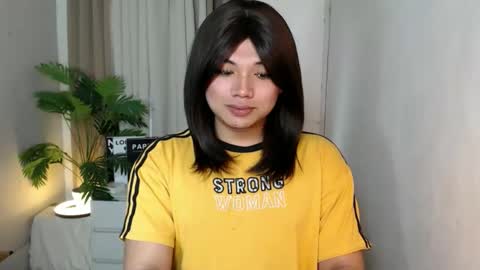 Snapshot of seductivedeluxe69 chatting on 03-02-26, 05:08 Deluxe online show from 03-02-26, 05:08