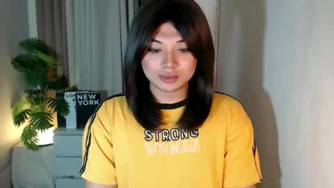 Snapshot of seductivedeluxe69 chatting on 03-08-26, 08:40 Deluxe online show from 03-08-26, 08:40