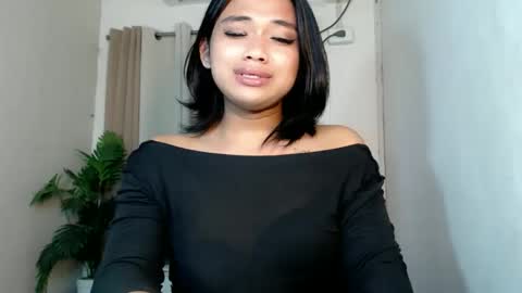 Deluxe online show from 05-15-26, 02:40