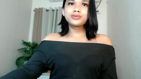 Deluxe online show from 06-04-26, 04:35