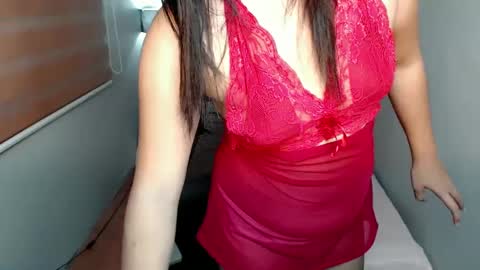 Snapshot of seductivelaryn chatting on 12-30-24, 07:59 seductivelaryn online show from 12-30-24, 07:59