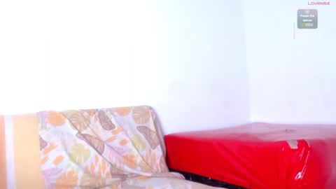 Snapshot of seductivespellvagina80 chatting on 05-26-26, 12:34 Estefany online show from 05-26-26, 12:34