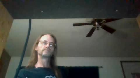 Snapshot of seeaaronscock chatting on 08-03-26, 09:37 Aaron Guitar online show from 08-03-26, 09:37