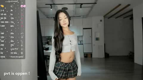 Akira Youri online show from 04-11-26, 12:31