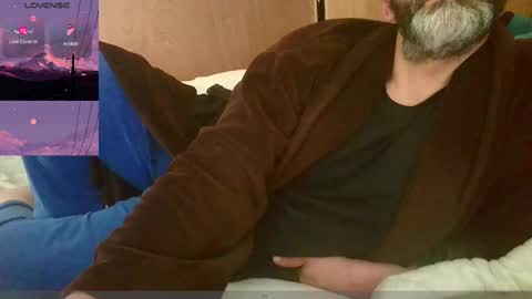 Snapshot of seewolf1000 chatting on 02-23-25, 03:18 seewolf1000 online show from 02-23-25, 03:18