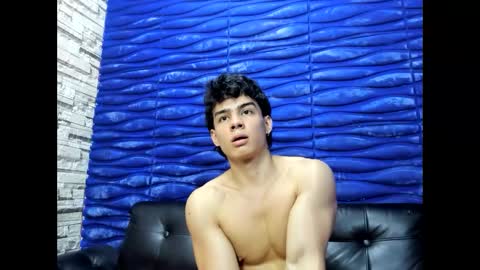 Seigfried online show from 02-10-26, 01:21