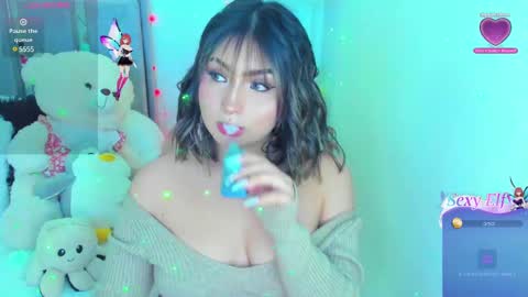 Snapshot of sele_star chatting on 01-18-25, 02:36 Selena online show from 01-18-25, 02:36
