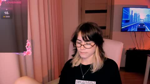 Snapshot of selectrra chatting on 12-24-24, 06:28 selectrra online show from 12-24-24, 06:28