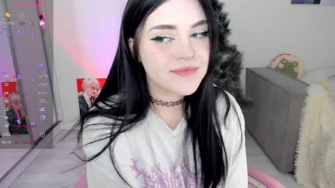Snapshot of selena___cute chatting on 12-21-24, 05:14 Selena online show from 12-21-24, 05:14