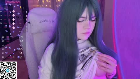 Selena  online show from 04-07-26, 05:41