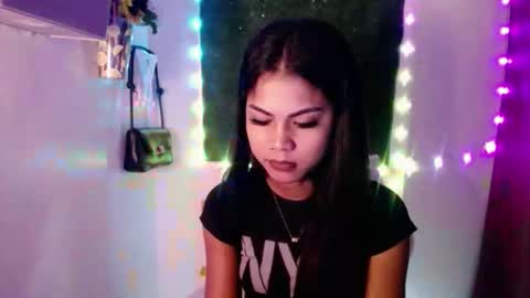 selena_fox2000 online show from 04-21-26, 01:18
