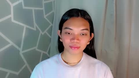 Selena online show from 03-27-26, 08:26