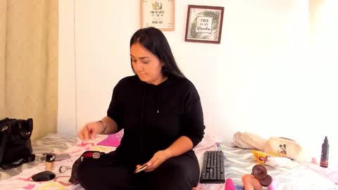 Karen online show from 01-08-26, 02:08