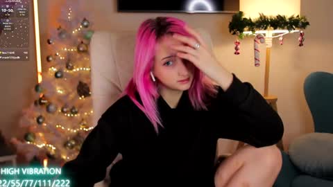 Selena Lily online show from 01-16-25, 10:21