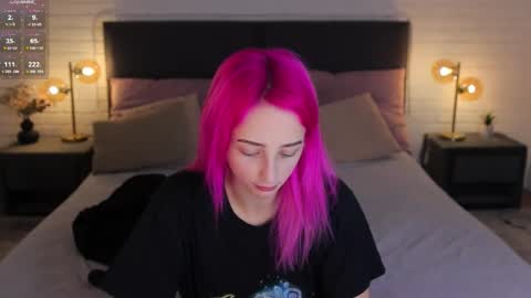 Selena Lily online show from 11-09-25, 01:20