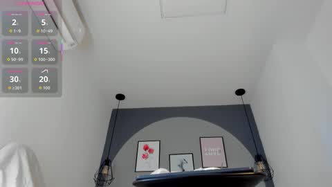 Selena online show from 10-28-25, 10:41